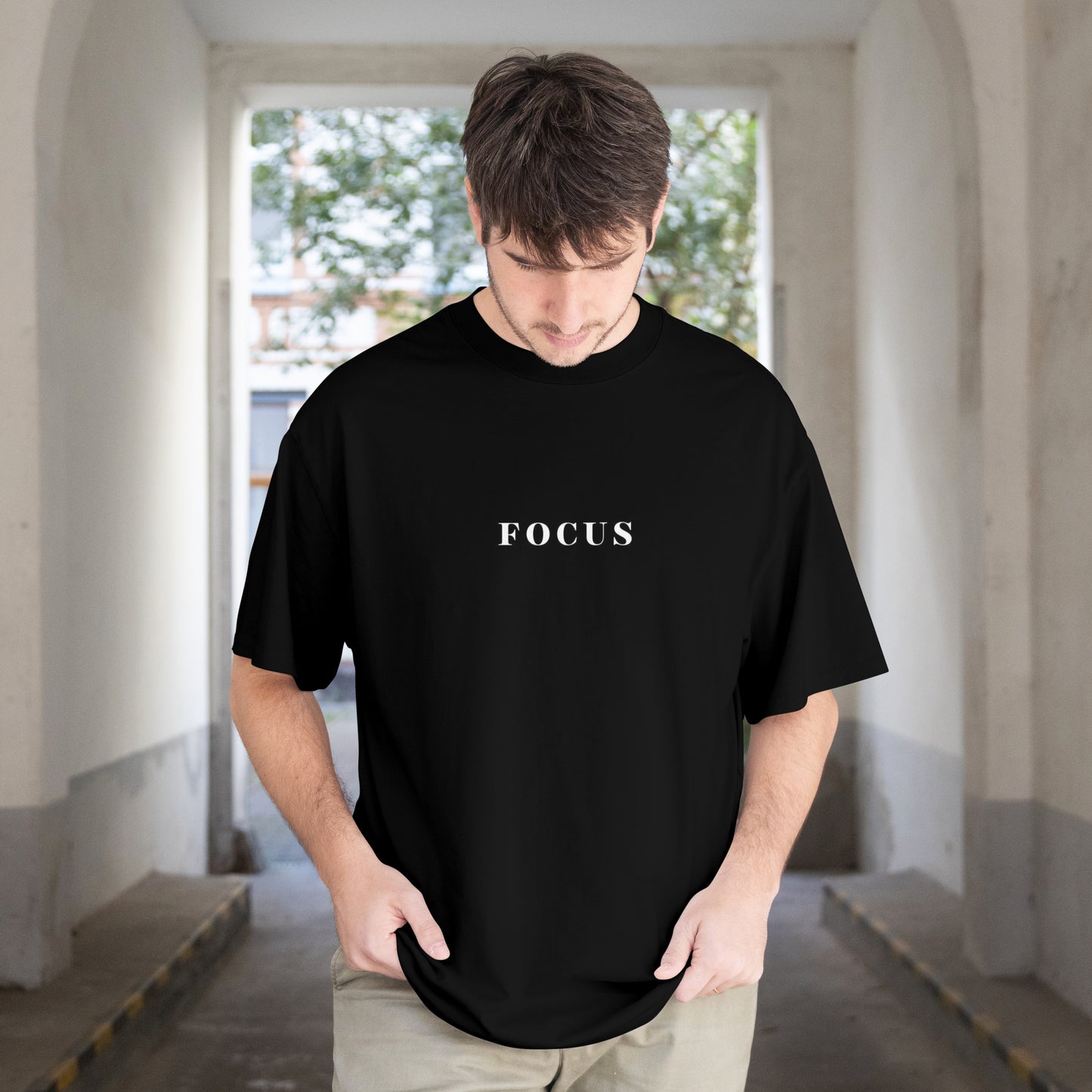 FOCUS OFF SHOULDER T-SHIRT