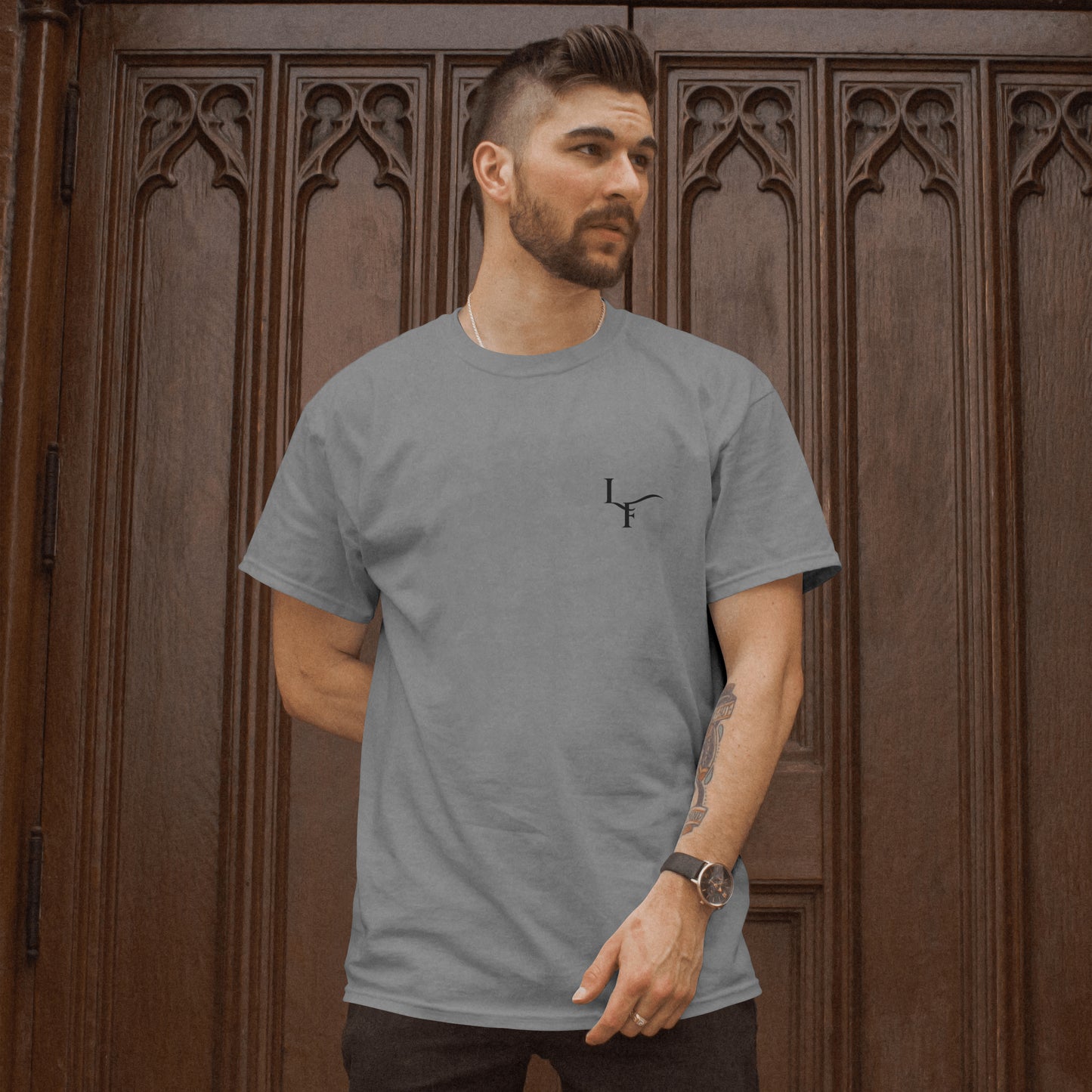 HOLIDAY REGULAR T-SHIRT